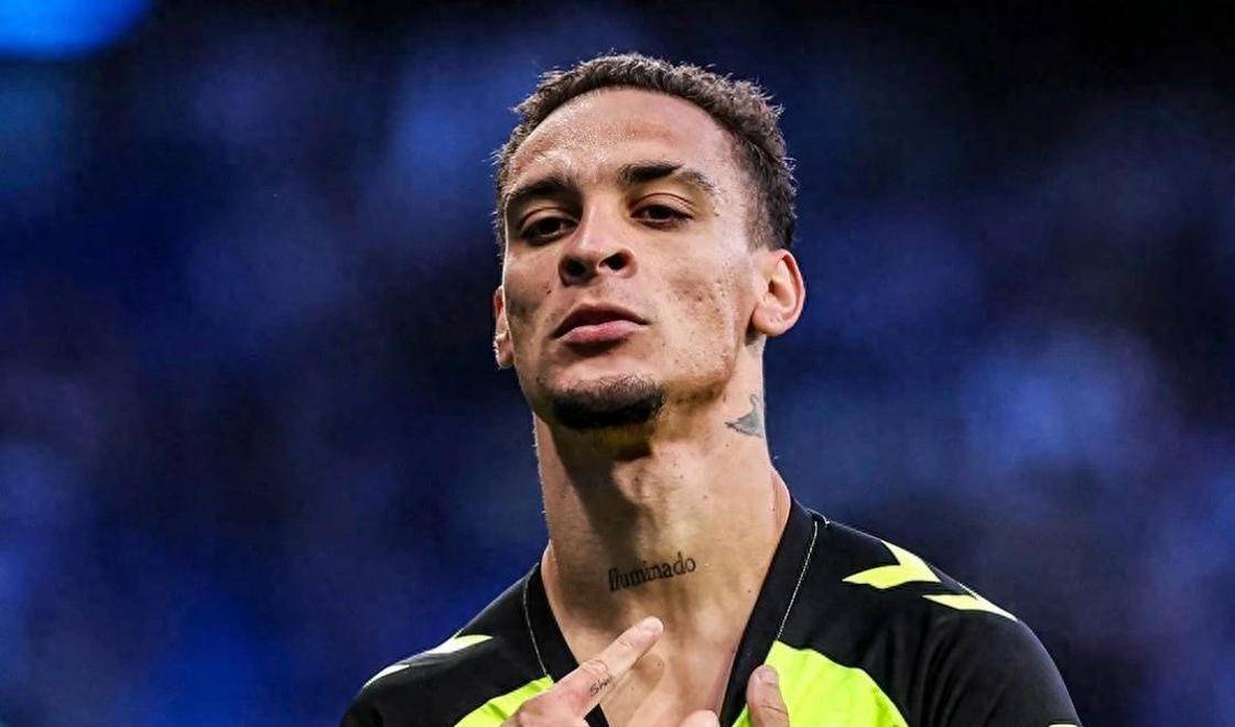 超级进球！安东尼补时绝杀，贝蒂斯逆转续欧冠梦